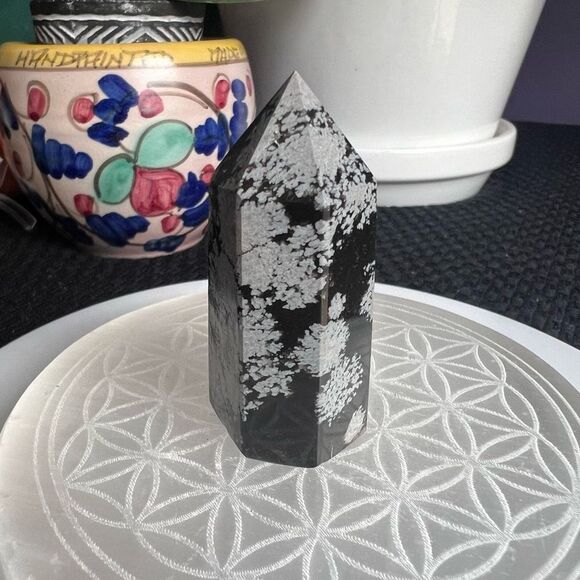 Snowflake Obsidian Crystal Tower (#2) - Picture 3 of 10